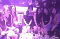 夜场送酒水，女性从业者真的能赚钱吗？