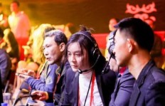 游戏主播仅是副业？背后隐藏着怎样的真实身份？