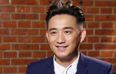 黄磊除了演艺事业外，还涉足哪些领域赚取额外收入？
