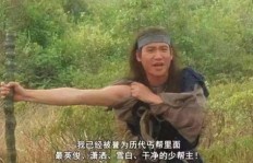 乞丐妹是如何在困境中找到生财之道的？