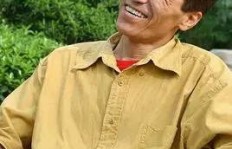 康祈宗是如何巧妙实现财富积累的？