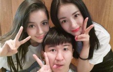哪位演员跨界兼职模特，身份引发热议？