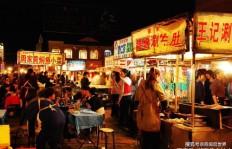 在农村夜市摆摊，卖什么美食最赚钱？