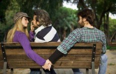 未婚女性真的不关心赚钱吗？她们的内心世界是怎样的？