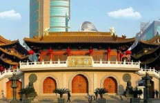 静安寺值得一游吗？它的魅力何在？是否值得专程前往？