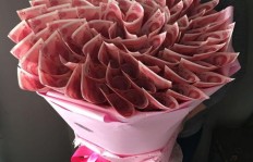 女生经营花卉自媒体能实现盈利吗？