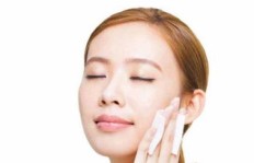 想获得专业护肤指导？哪里能找到微信上的护肤专家在线解答？