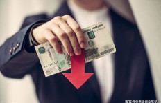 快递员如何选择高收益副业项目？实现额外收入的关键是什么？