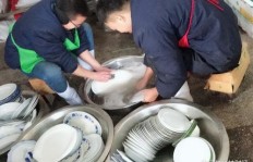 饭店洗碗工真的能赚钱吗？这份工作的收入如何？