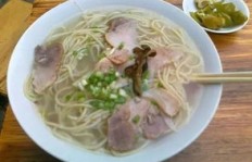 卖面条与面粉，究竟哪个更赚钱？选择哪种经营更有利？