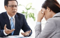 现在做老板还需亲自兼职吗？职场现象引发思考