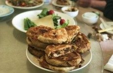 鲁蒙肉饼生意火爆，究竟是否真的能带来丰厚利润？
