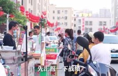 学校门口摆摊卖什么最赚钱？热门商品大调查！